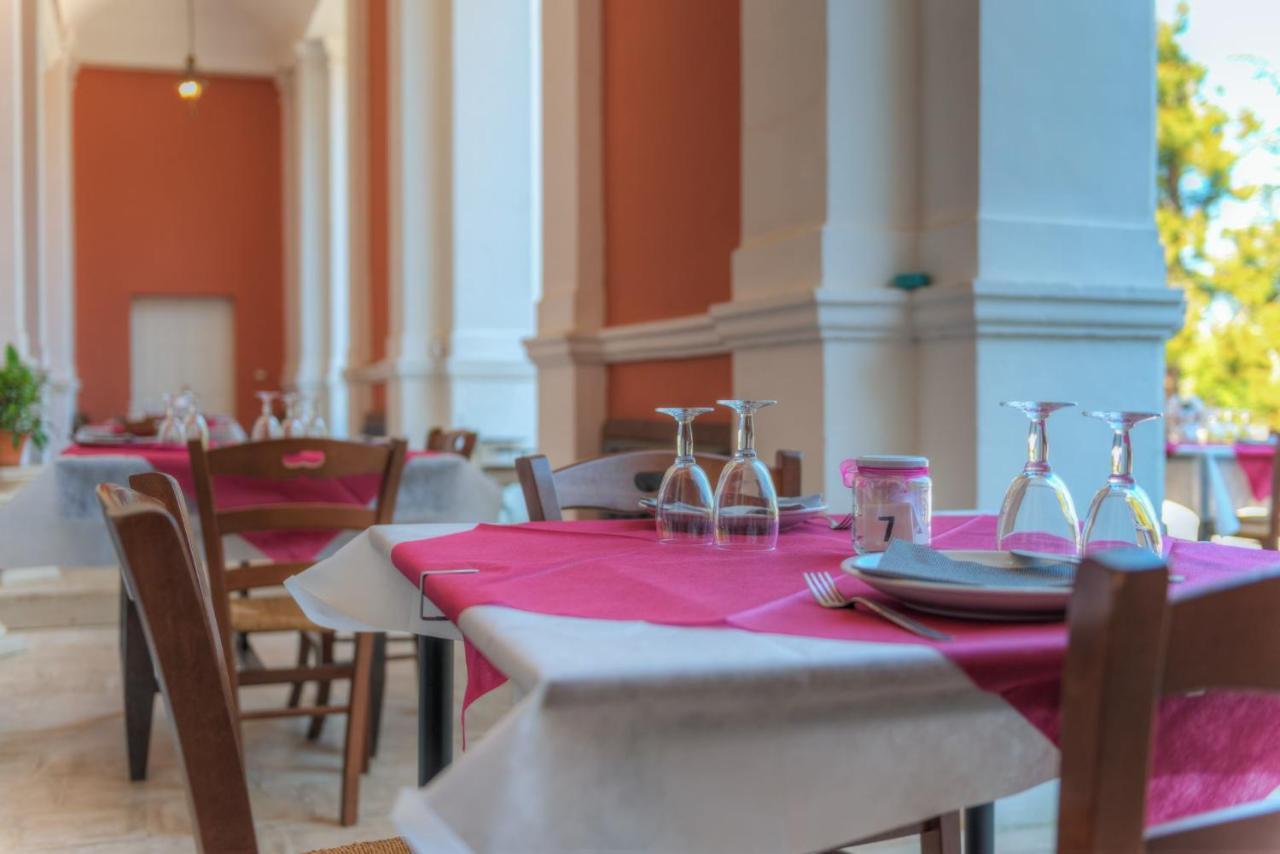 Il Castagnaro Monopoli Apartment Bagian luar foto