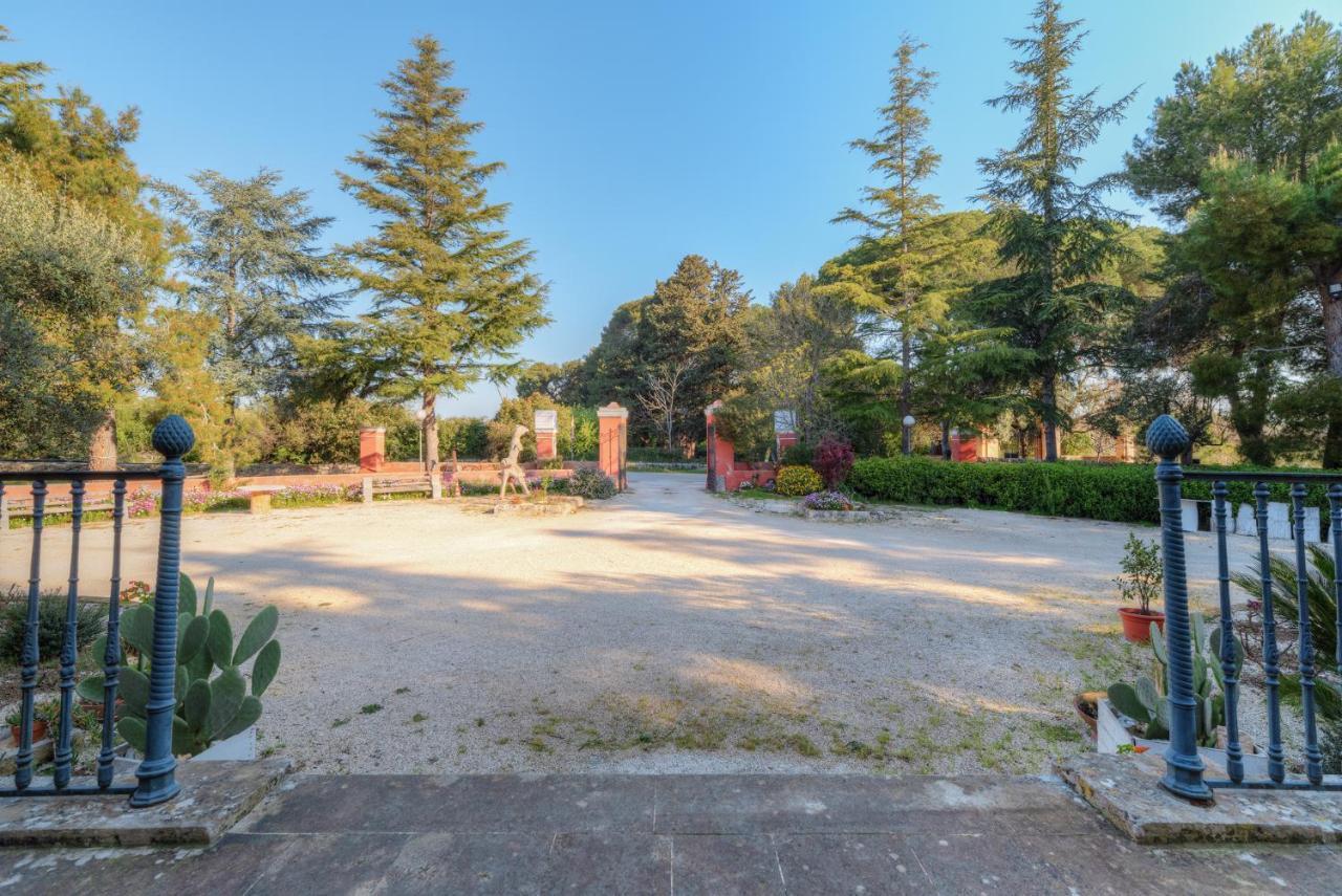 Il Castagnaro Monopoli Apartment Bagian luar foto